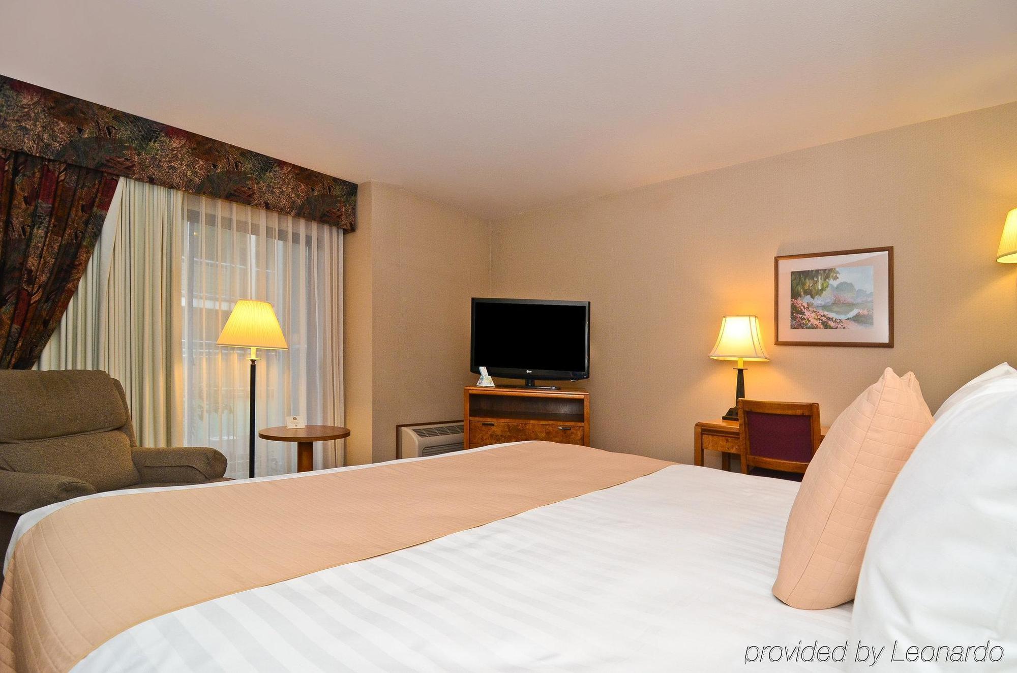 Ponderosa Inn غريشام الغرفة الصورة