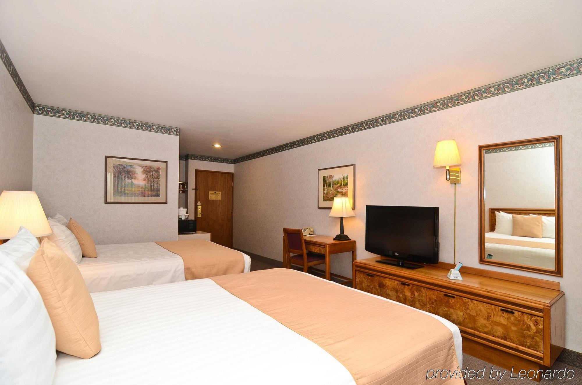 Ponderosa Inn غريشام الغرفة الصورة