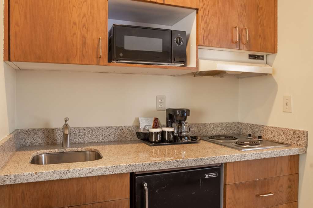 Ponderosa Inn غريشام الغرفة الصورة